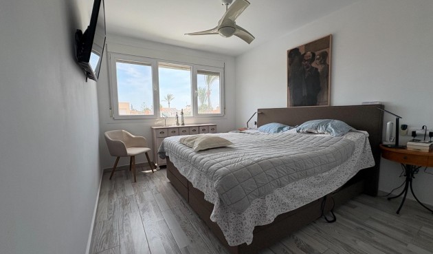 Resale - Villa -
Torrevieja - La Siesta - El Salado - Torreta