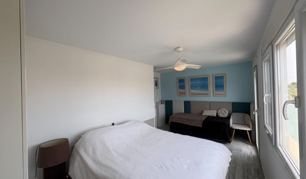 Resale - Villa -
Torrevieja - La Siesta - El Salado - Torreta