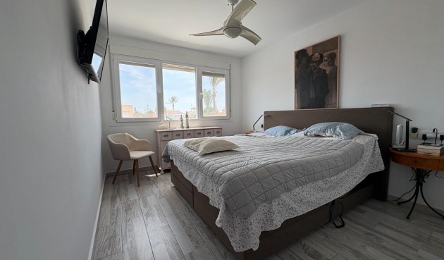 Resale - Villa -
Torrevieja - La Siesta - El Salado - Torreta