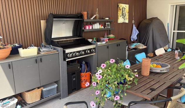 Resale - Villa -
Torrevieja - La Siesta - El Salado - Torreta