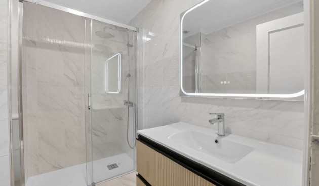 Brukt - Apartment -
Torrevieja - Costa Blanca