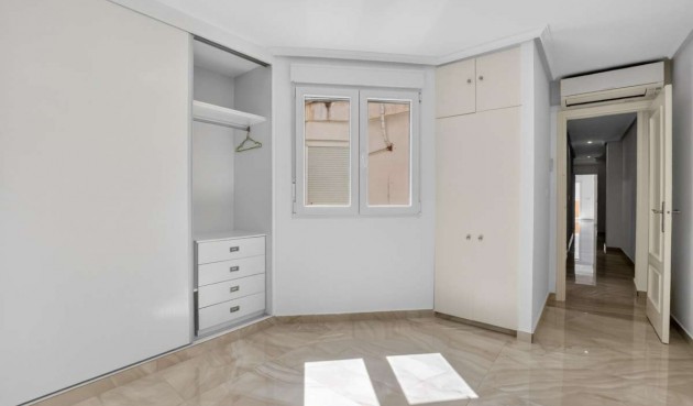 Brukt - Apartment -
Torrevieja - Costa Blanca