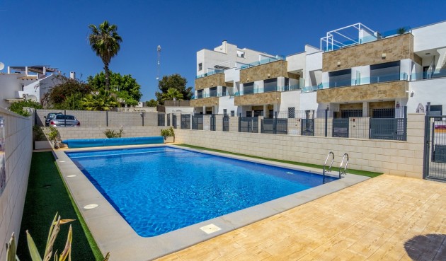 Brukt - Town House -
Villamartin - Costa Blanca