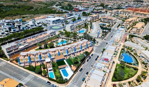 Brukt - Town House -
Orihuela Costa - Costa Blanca