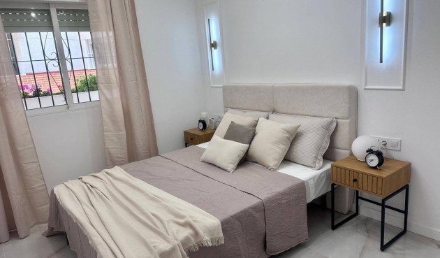 Brukt - Apartment -
Torrevieja - Estacion De Autobuses