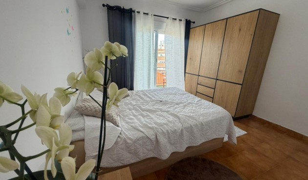 Brukt - Apartment -
Almoradí