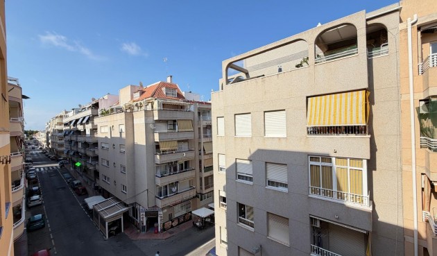 Resale - Apartment -
Torrevieja - Playa del Cura