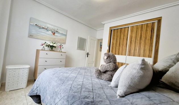 Brukt - Villa -
Villamartin - Costa Blanca