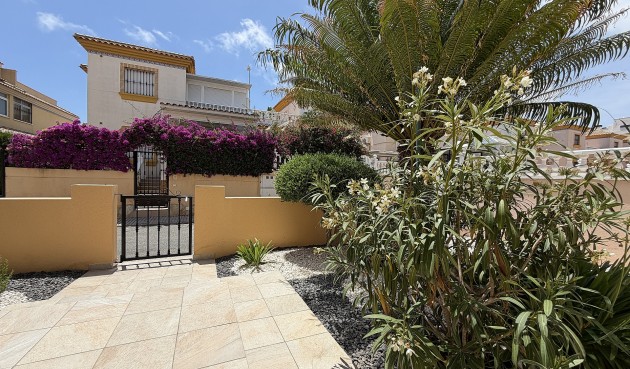 Brukt - Apartment -
Orihuela Costa - Costa Blanca