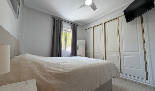 Brukt - Apartment -
Orihuela Costa - Costa Blanca