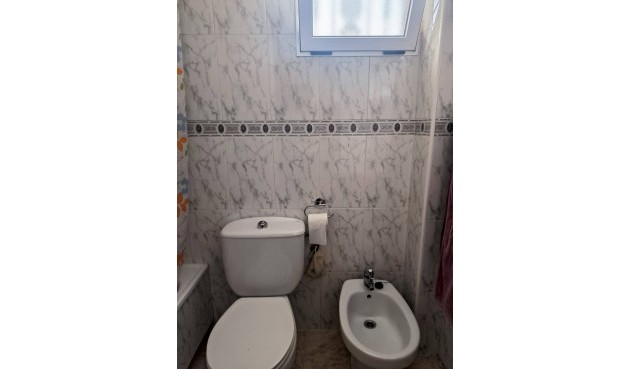 Brukt - Bungalow -
Orihuela Costa - Playa Flamenca