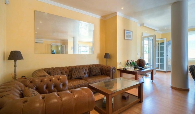 Brukt - Villa -
Orihuela Costa - Costa Blanca