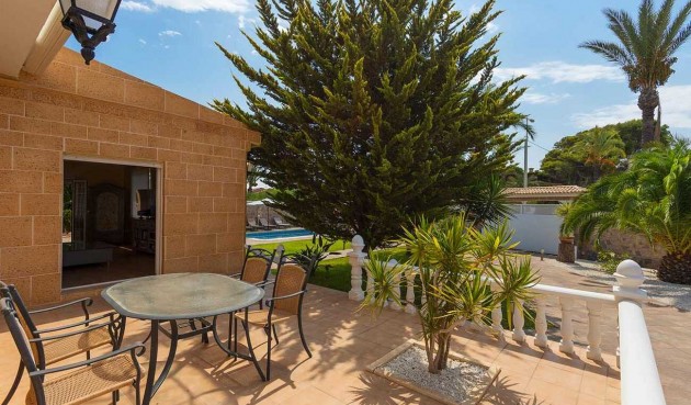 Brukt - Villa -
Orihuela Costa - Costa Blanca