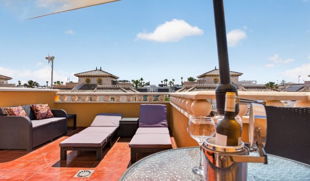 Brukt - Villa -
Orihuela Costa - Costa Blanca