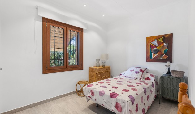 Brukt - Villa -
Orihuela Costa - Costa Blanca