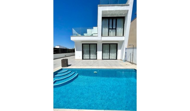 Brukt - Villa -
Benijofar - Costa Blanca