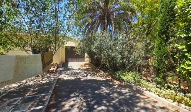 Brukt - Villa -
Elche - Costa Blanca