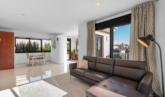 Brukt - Villa -
Orihuela Costa - Costa Blanca