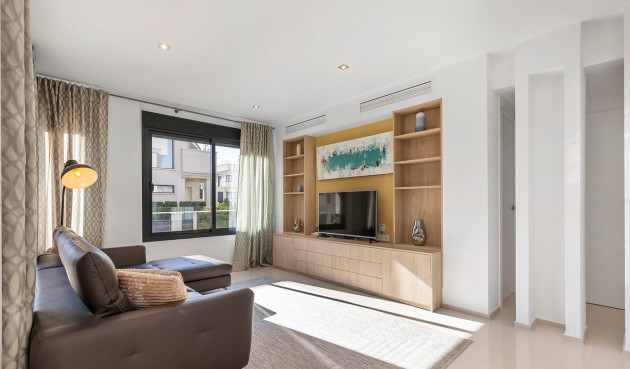 Brukt - Villa -
Orihuela Costa - Costa Blanca