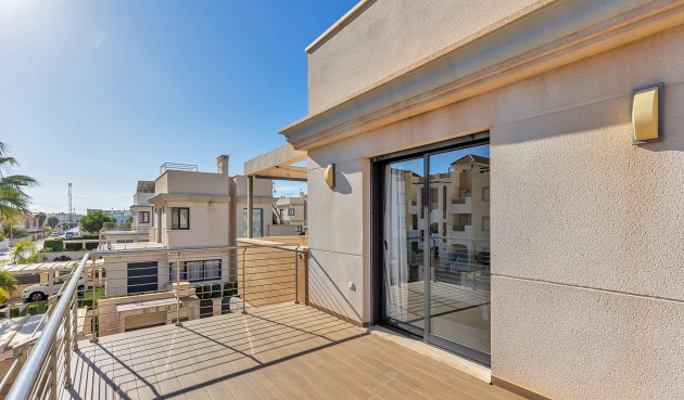 Brukt - Villa -
Orihuela Costa - Costa Blanca