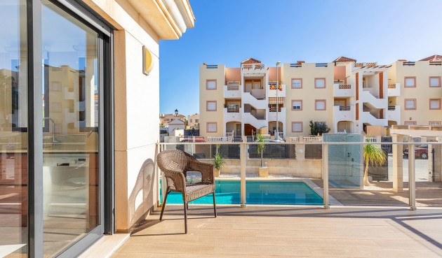 Brukt - Villa -
Orihuela Costa - Costa Blanca
