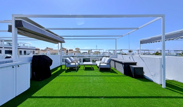 Brukt - Toppleilighet -
Orihuela Costa - Costa Blanca