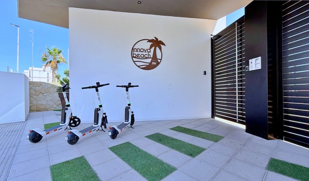 Brukt - Toppleilighet -
Orihuela Costa - Costa Blanca