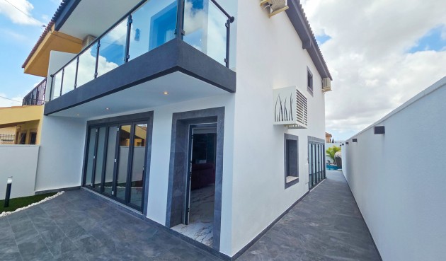 Brukt - Town House -
Los Urrutias - Costa Calida