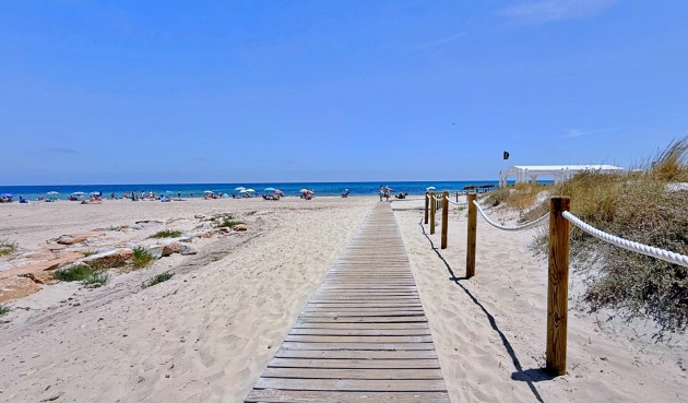 Brukt - Toppleilighet -
Pilar de la Horadada - Costa Blanca