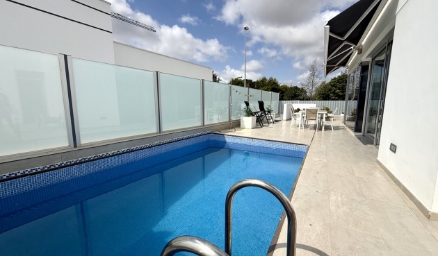 Brukt - Villa -
Dolores - Costa Blanca