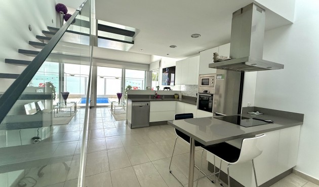 Brukt - Villa -
Dolores - Costa Blanca