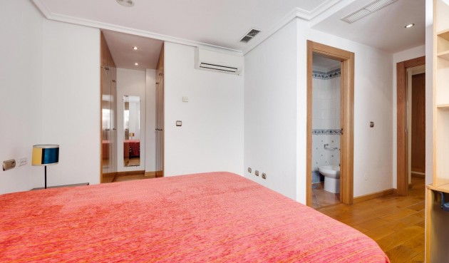 Resale - Penthouse -
Torrevieja