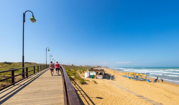 Brukt - Apartment -
Torrevieja - La Mata Pueblo
