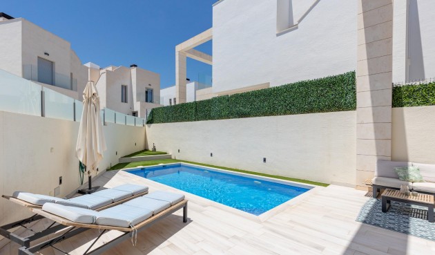 Brukt - Villa -
Orihuela Costa - Lomas de Cabo Roig