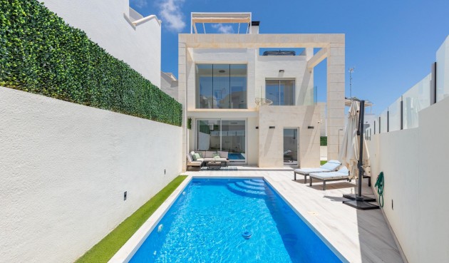 Brukt - Villa -
Orihuela Costa - Lomas de Cabo Roig