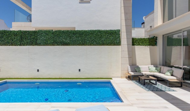 Brukt - Villa -
Orihuela Costa - Lomas de Cabo Roig