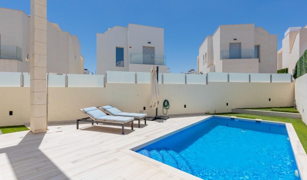 Brukt - Villa -
Orihuela Costa - Lomas de Cabo Roig
