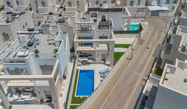 Brukt - Villa -
Orihuela Costa - Lomas de Cabo Roig