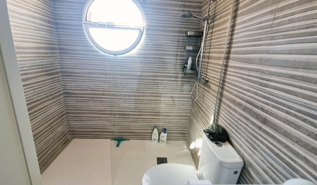 Brukt - Quad House -
El Galan - Inland
