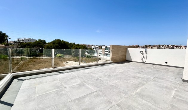 Brukt - Villa -
Villamartin - Costa Blanca