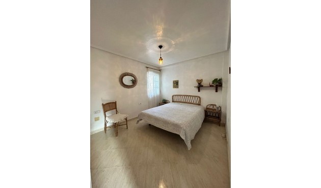 Brukt - Villa -
Torrevieja - aguas nuevas