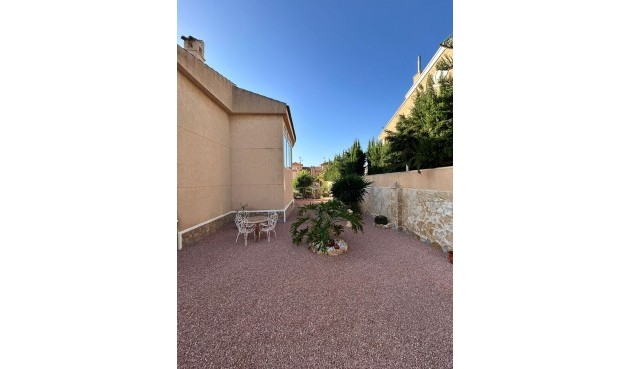 Brukt - Villa -
Torrevieja - aguas nuevas
