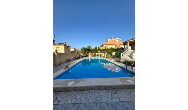Brukt - Villa -
Torrevieja - aguas nuevas
