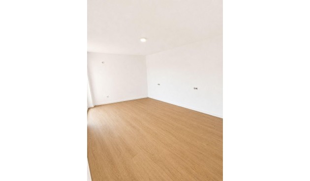 Brukt - Apartment -
Orihuela Costa - La Regia
