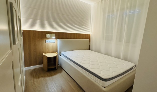 Brukt - Toppleilighet -
Punta Prima - Costa Blanca