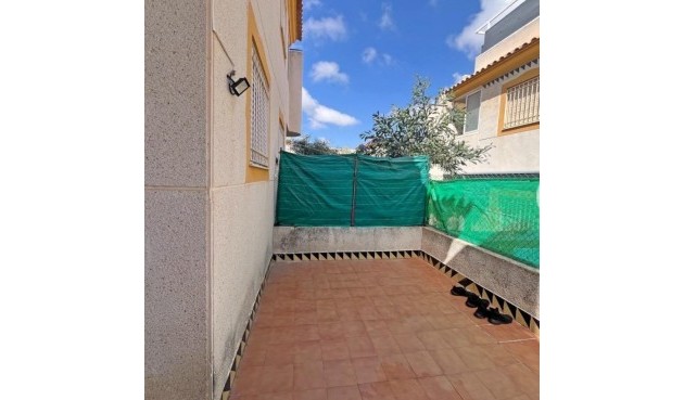 Brukt - Town House -
Guardamar del Segura - El Edén - Los Estaños