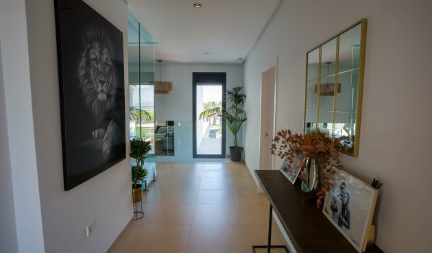 Brukt - Villa -
La Manga del Mar Menor - Costa Calida