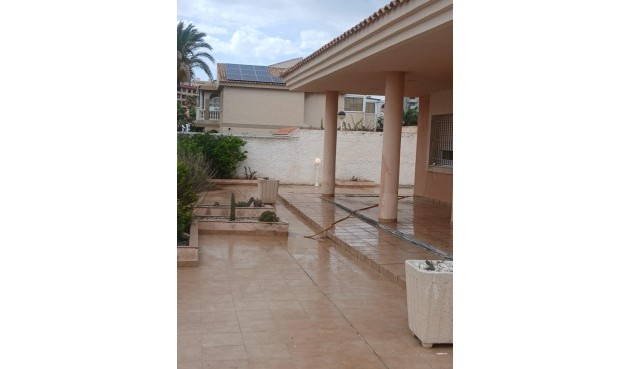 Brukt - Villa -
La Manga del Mar Menor - Playa Del Galán