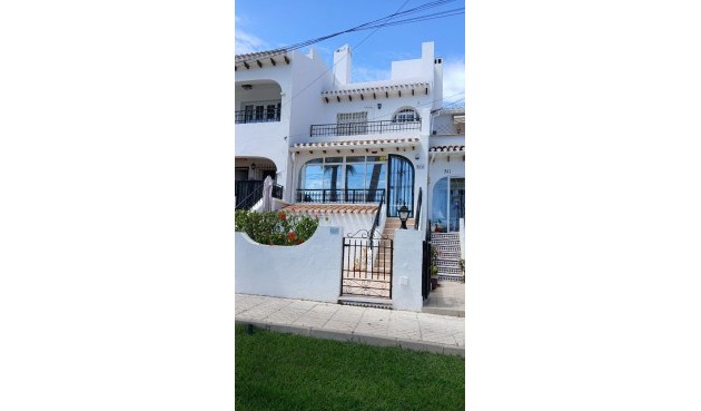 Brukt - Town House -
Orihuela Costa - Costa Blanca