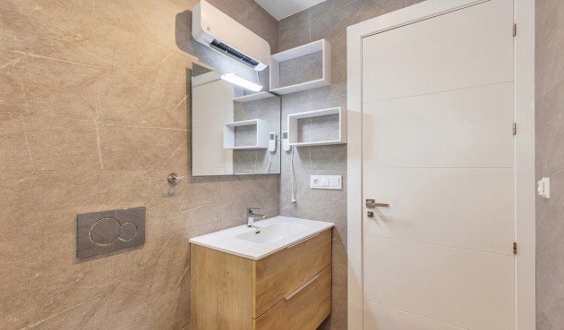 Brukt - Villa -
Benijofar - Costa Blanca